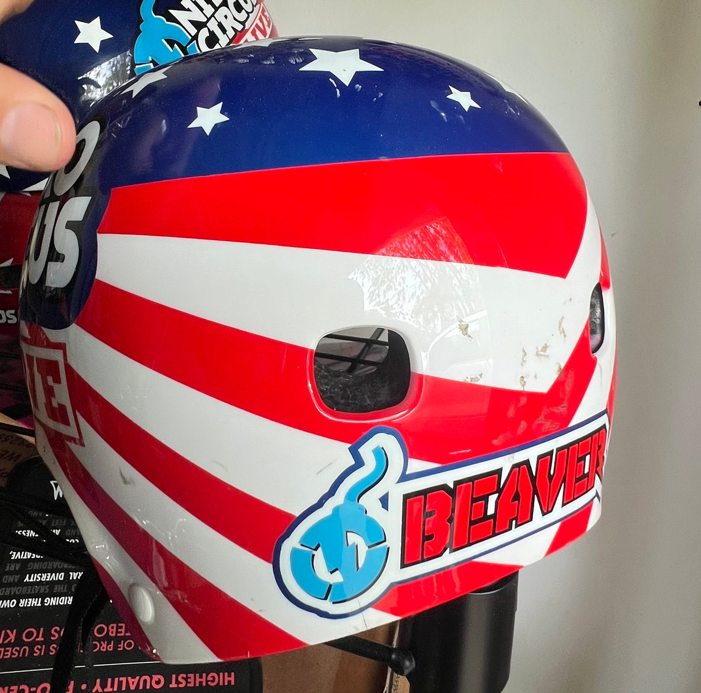 BEAVER FLEMING NITRO CIRCUS LIVE HELMET
